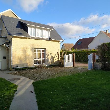 Maisonnette Le Cottage A 50M De La Plage D'Asnelles , 3Km D'Arromanches, 10Km De Bayeux Экстерьер фото